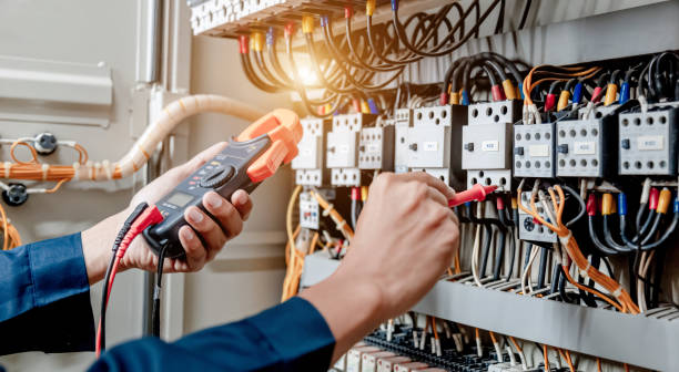Best Licensed Electrician  in Plantation, FL